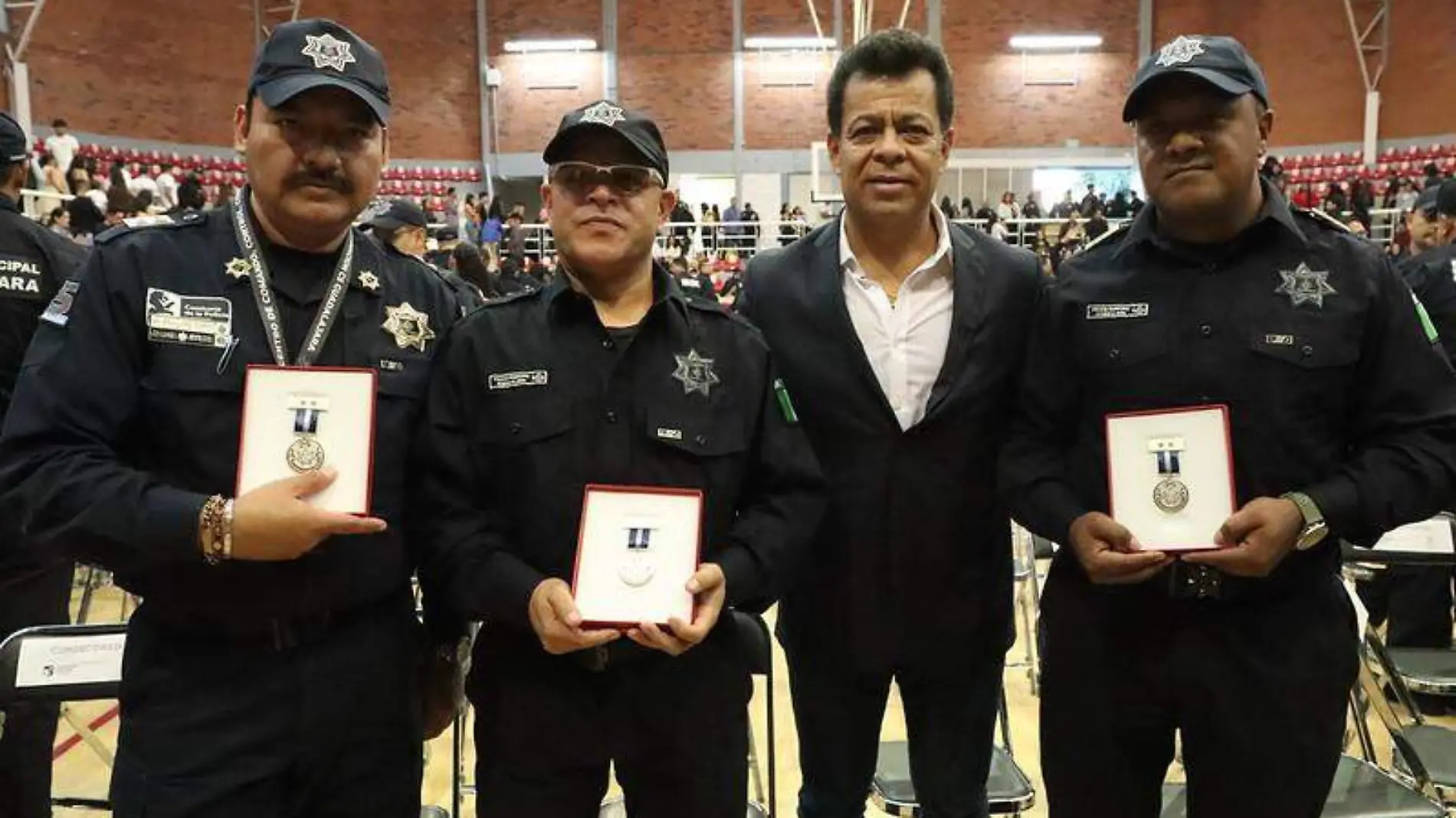 Reconocimiento policías tapatíos